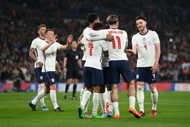 雷速篮球直播-英格兰轻取阿根廷，佩德里统治全场