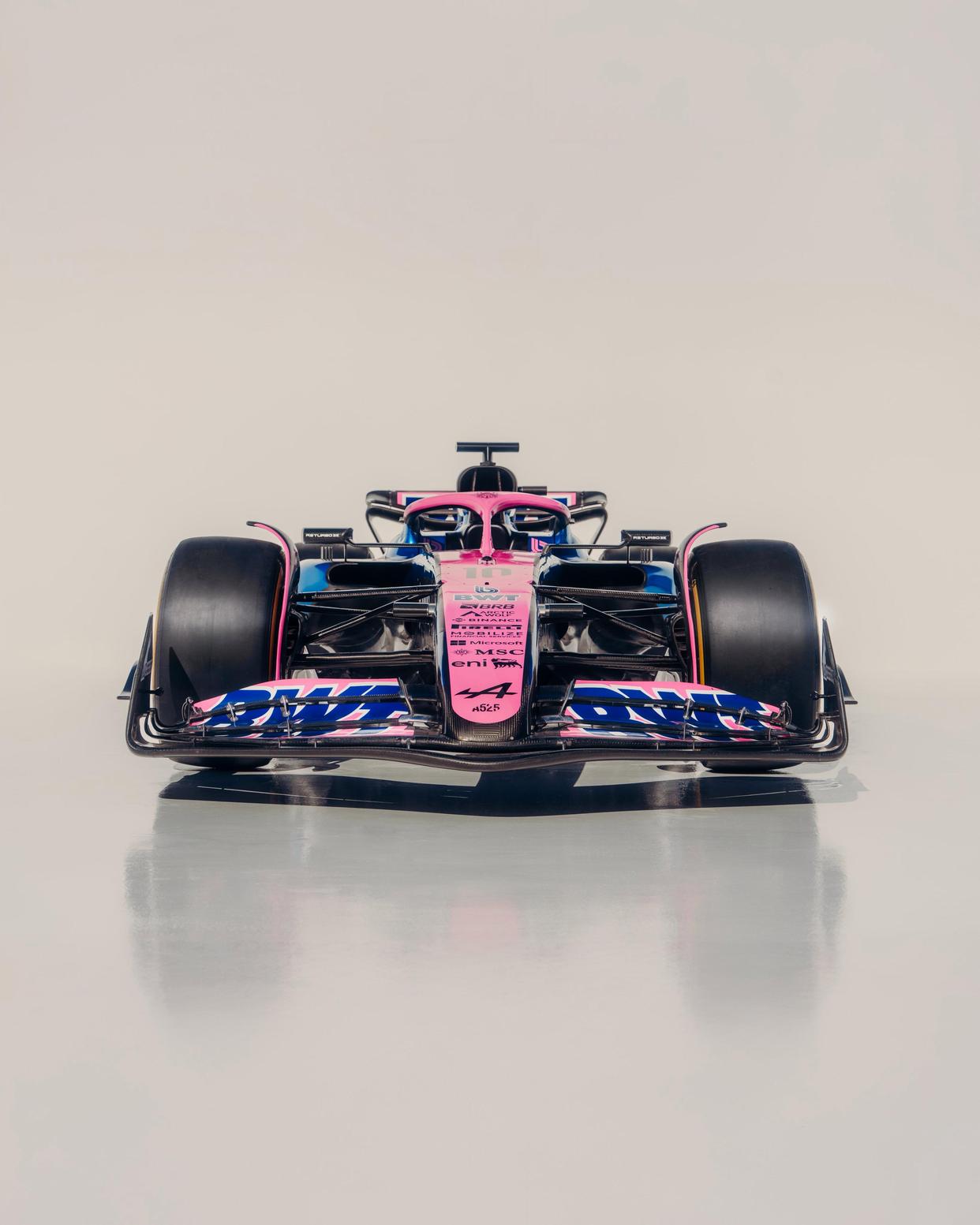 红牛二队险胜哈斯车队，汉密尔顿关键制胜