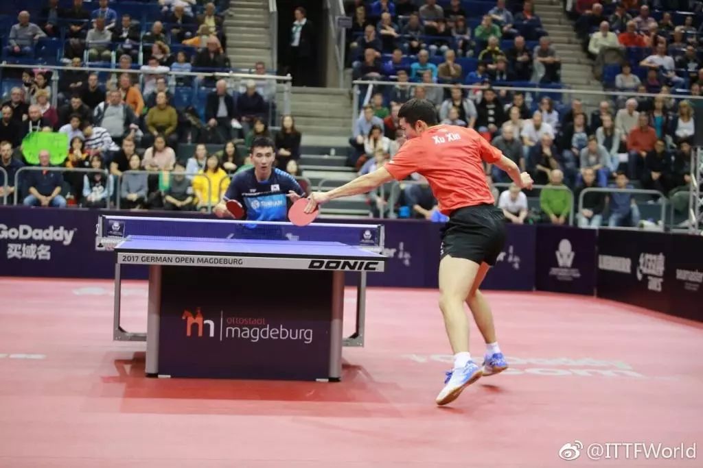 葡萄牙队鏖战中国队,波尔高光表现 葡萄牙队鏖战中国队,波尔高光表现