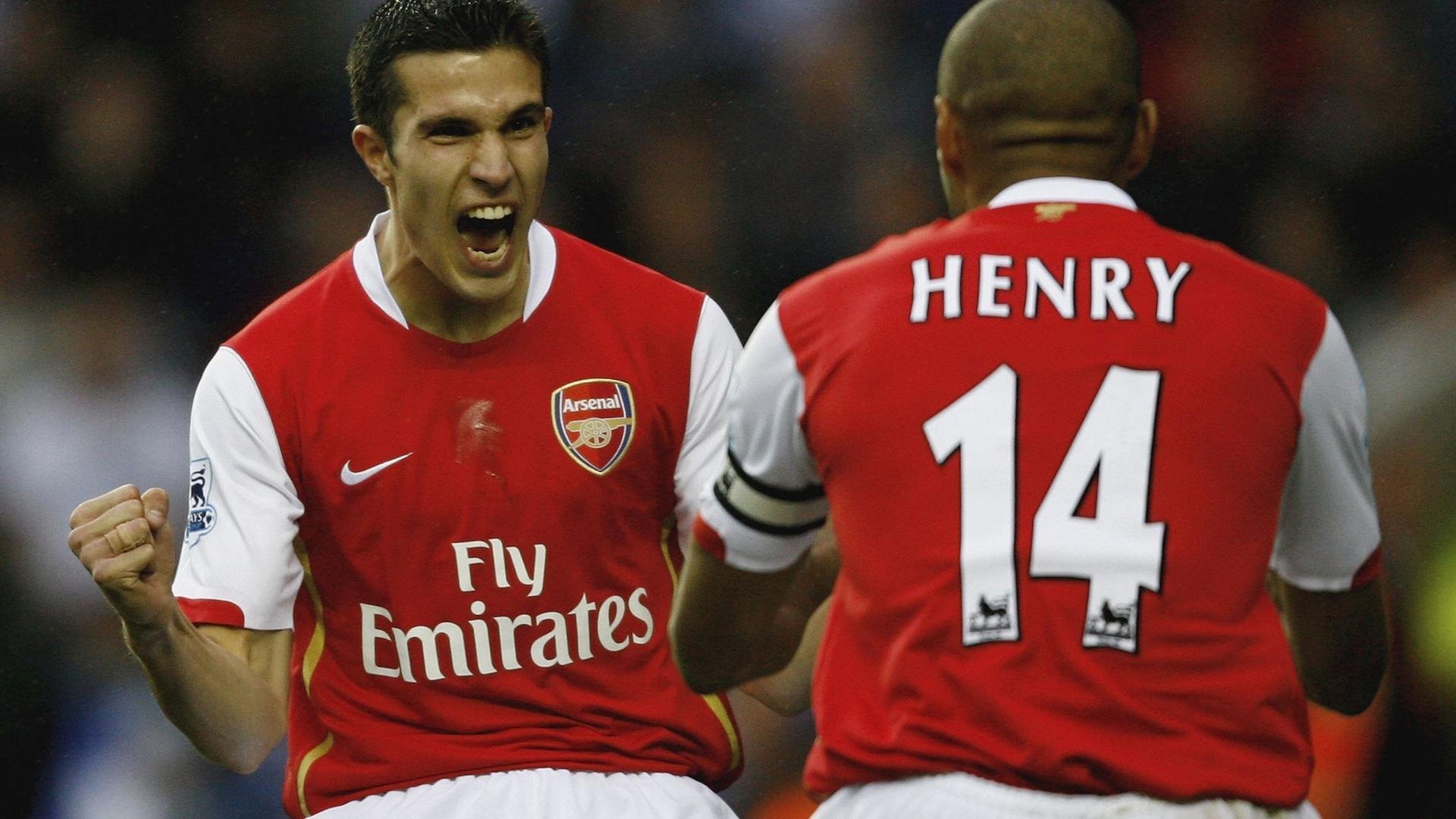 雷速足球直播平台-英超争冠之夜，卡拉斯科彻底打爆防线，一场改写历史的个人表演